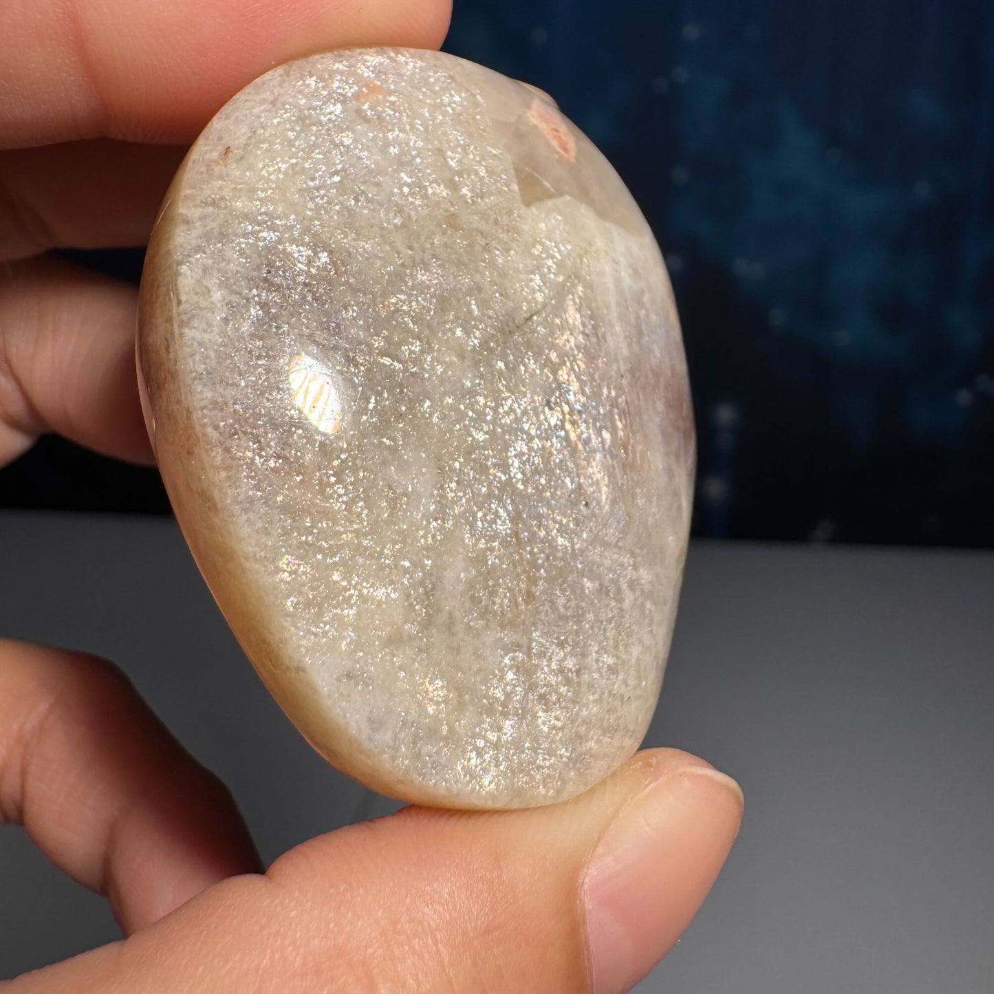 Belomorite palm stone | Russian Moonstone