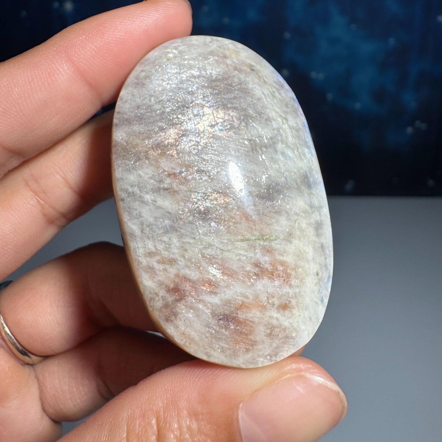 Belomorite palm stone | Russian Moonstone