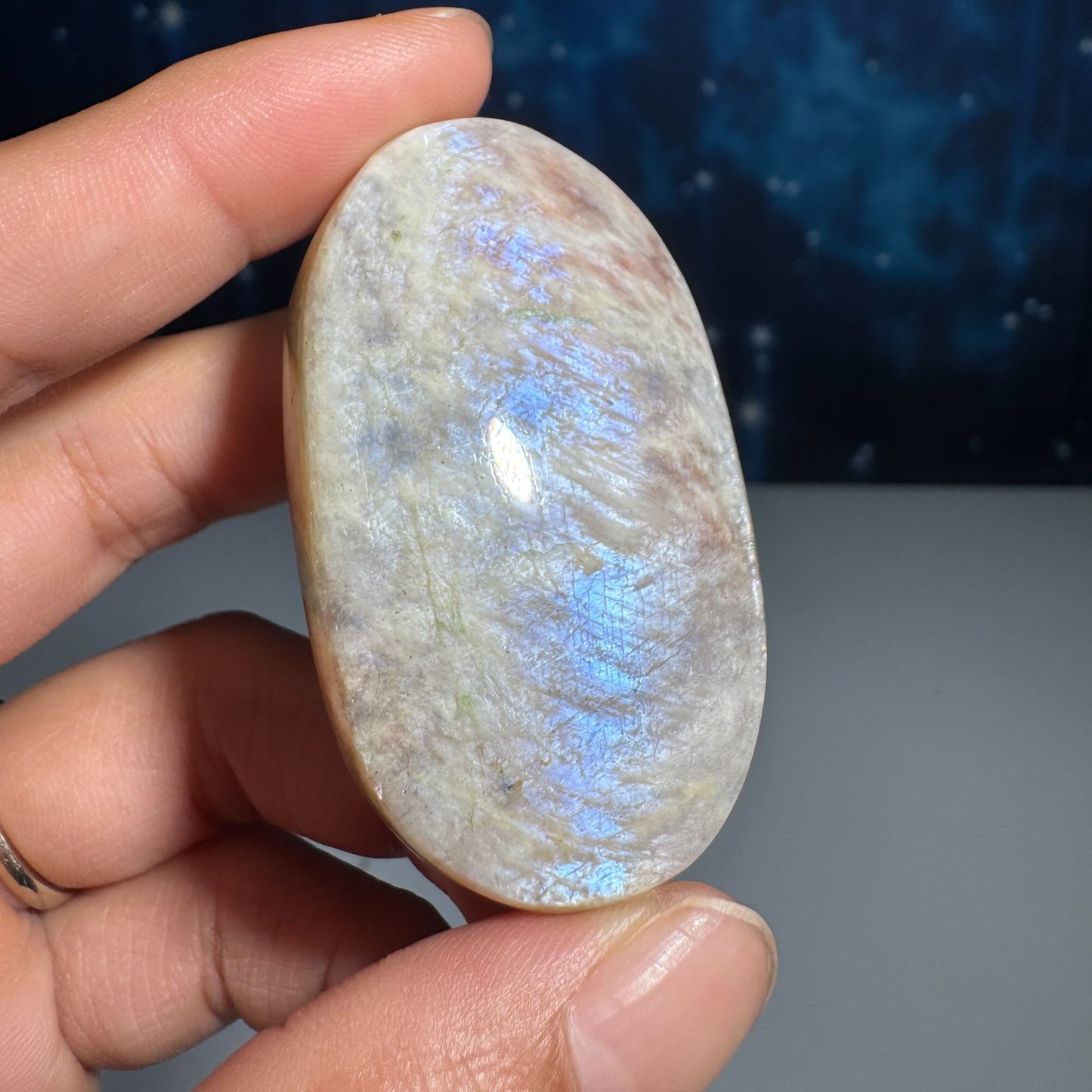 Belomorite palm stone | Russian Moonstone