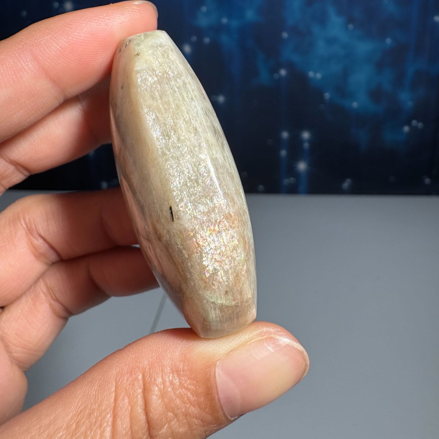 Belomorite palm stone | Russian Moonstone