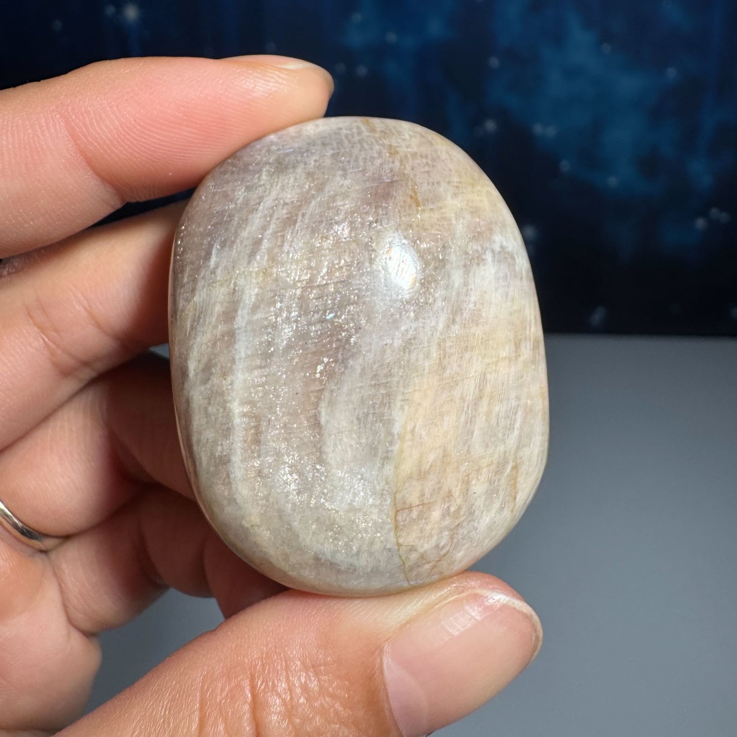 Belomorite palm stone | Russian Moonstone