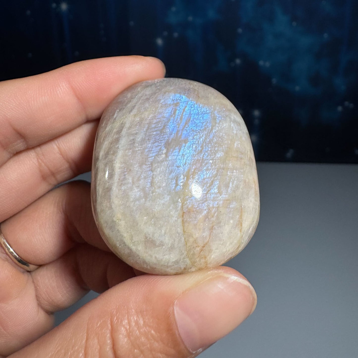 Belomorite palm stone | Russian Moonstone
