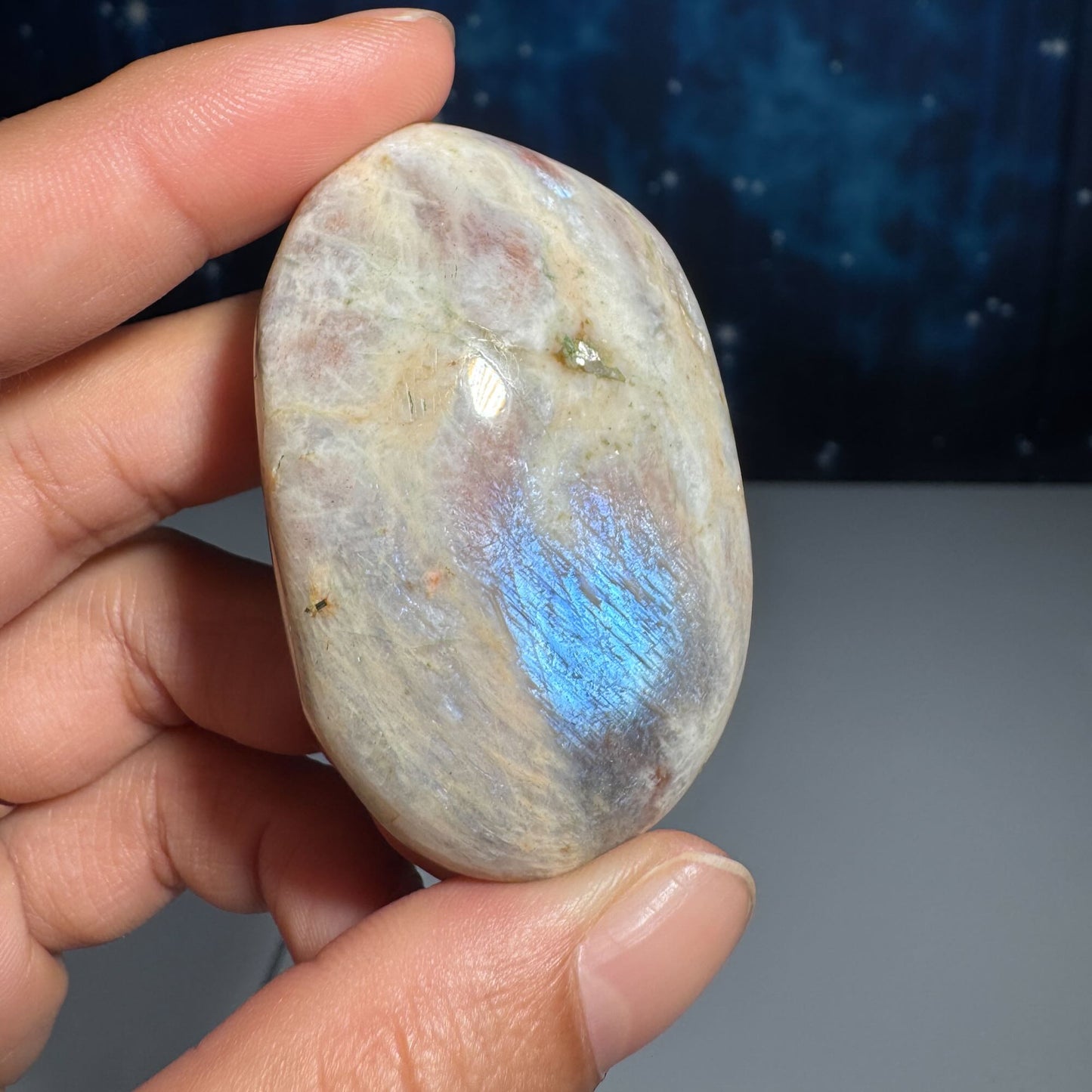 Belomorite palm stone | Russian Moonstone