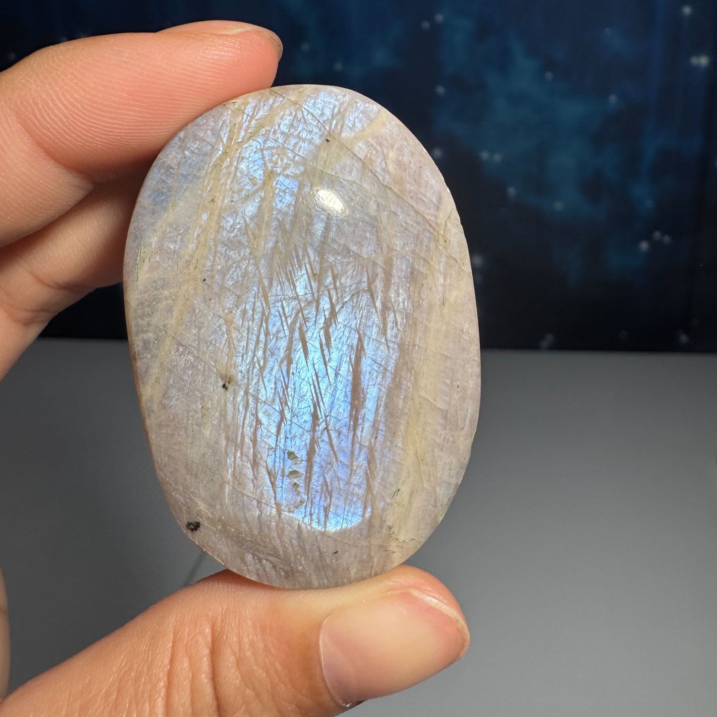 Belomorite palm stone | Russian Moonstone