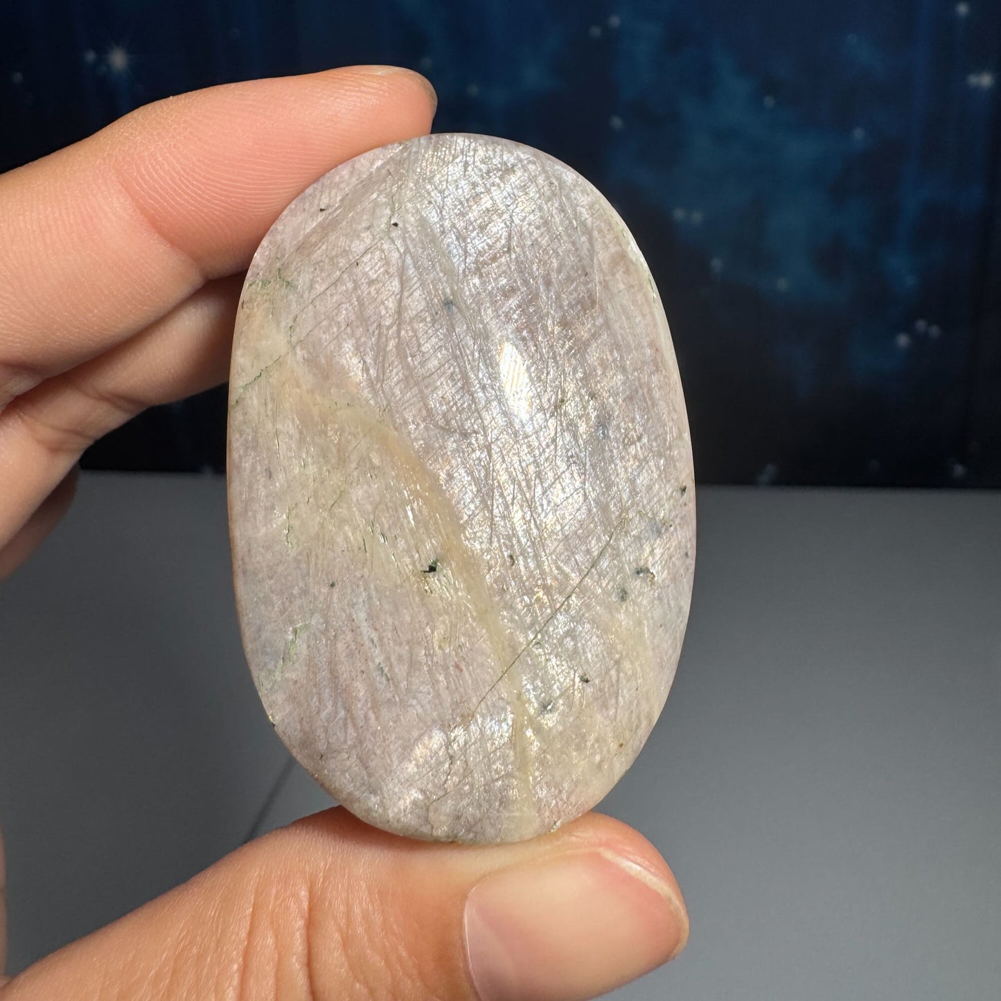 Belomorite palm stone | Russian Moonstone