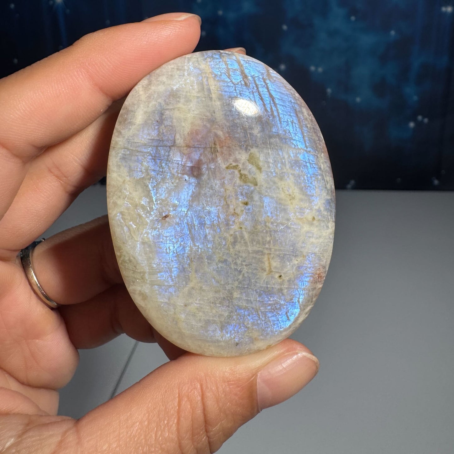 Belomorite palm stone | Russian Moonstone