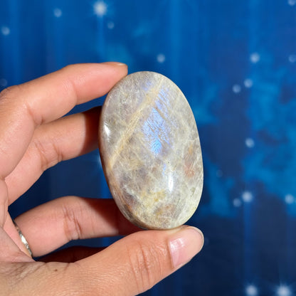 Russian Moonstone with Sunstone Palm Stone – Belomorite • 0.077 kg