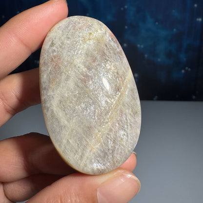 Russian Moonstone with Sunstone Palm Stone – Belomorite • 0.077 kg