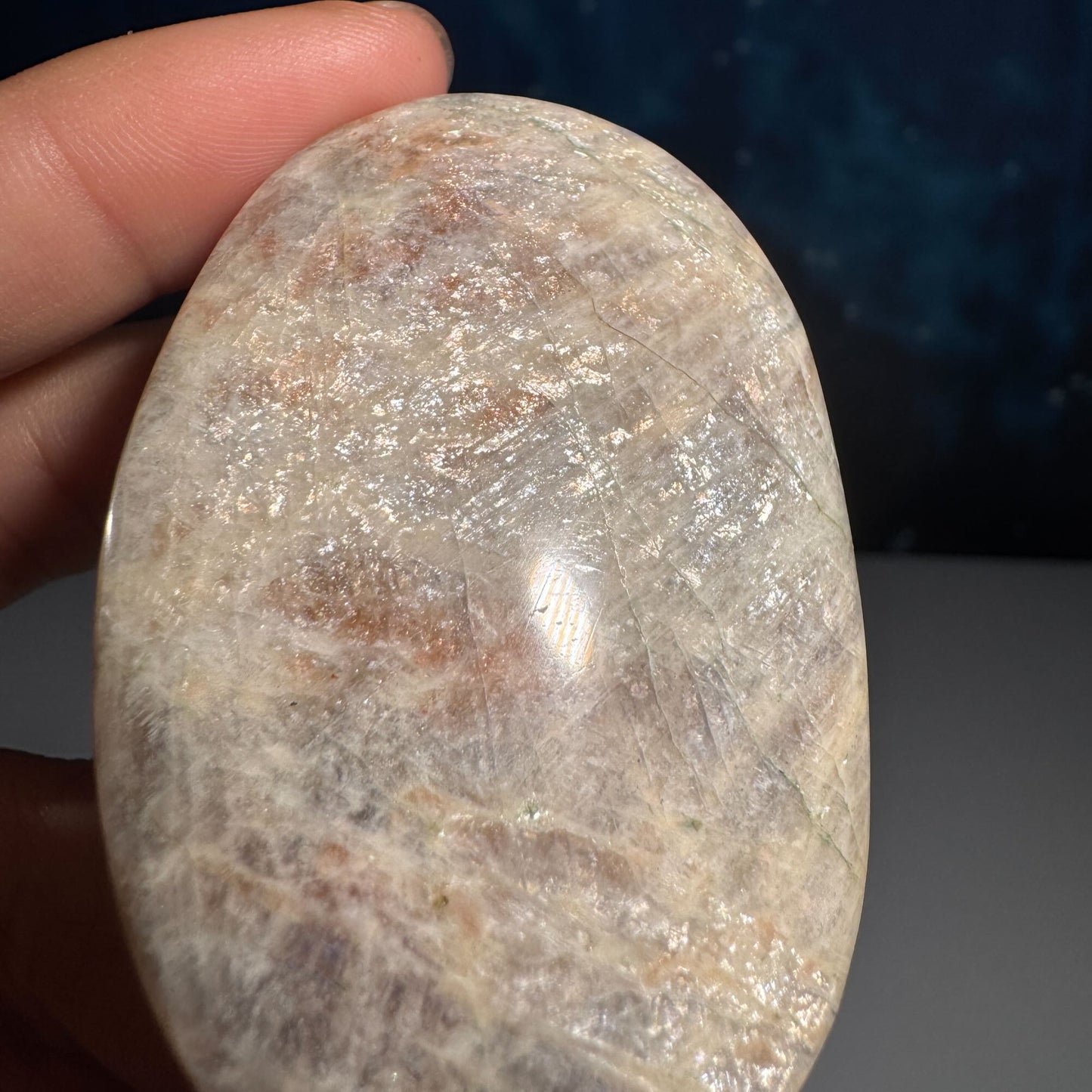 Belomorite palm stone | Russian Moonstone