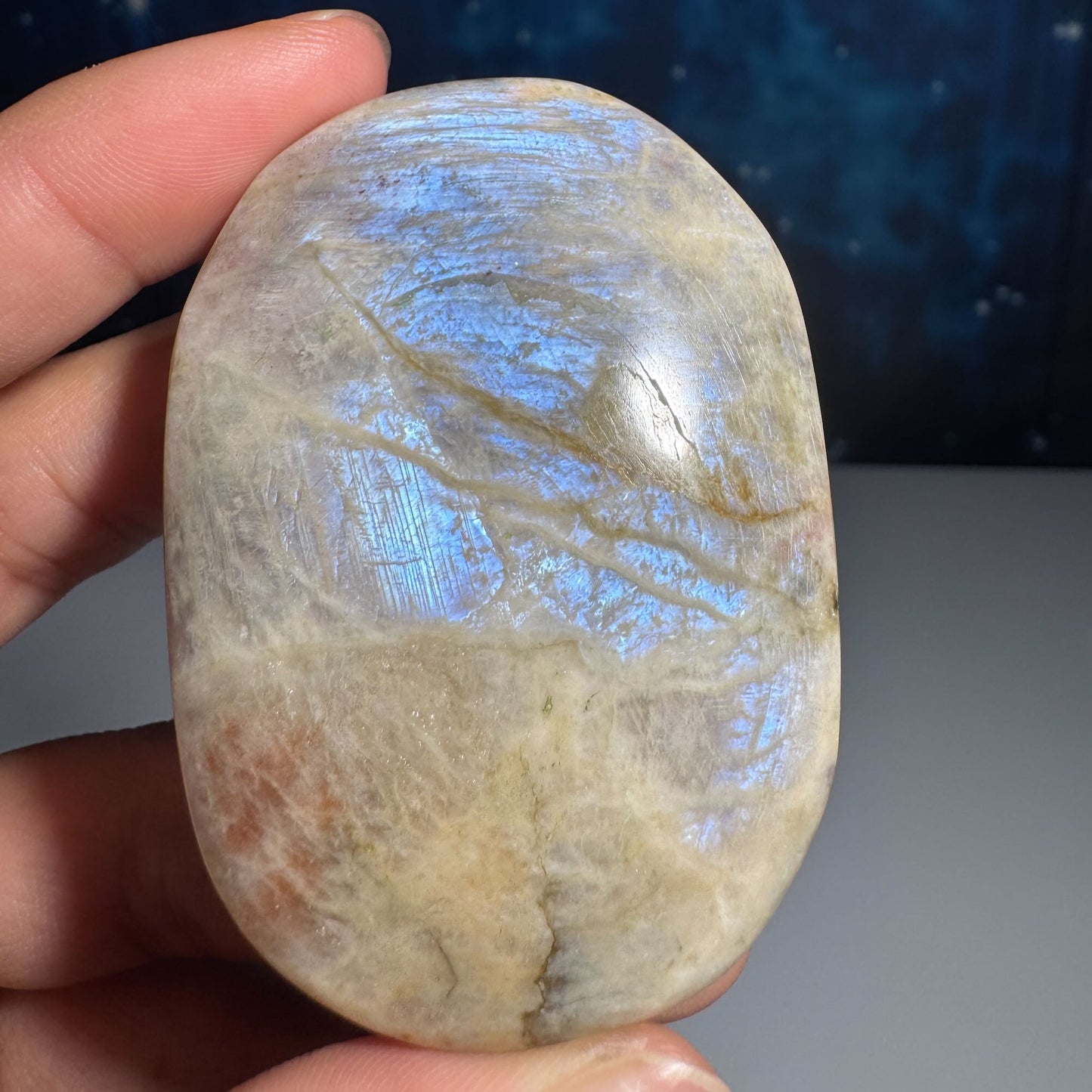 Belomorite palm stone | Russian Moonstone
