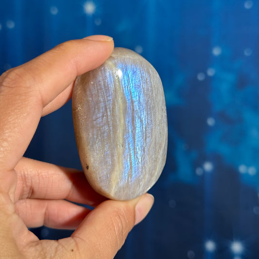 Belomorite palm stone | Russian Moonstone