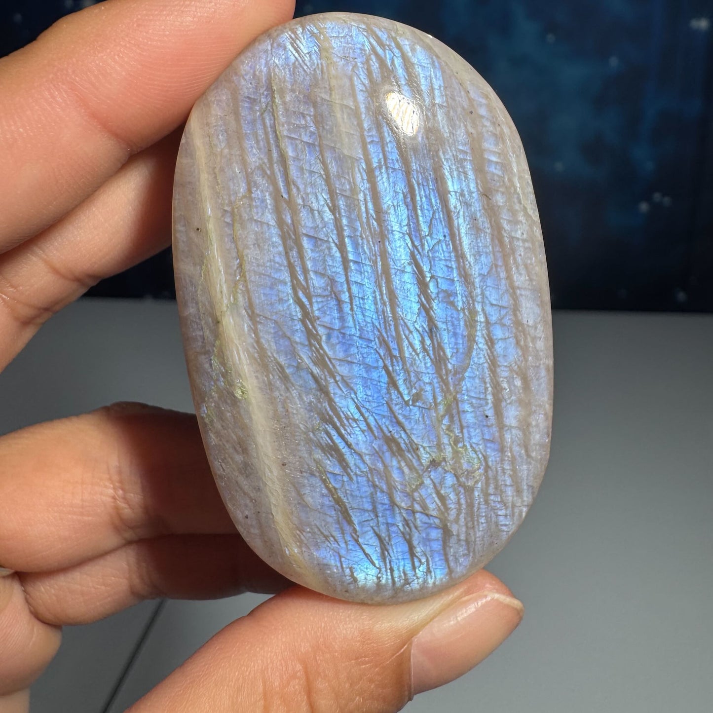 Belomorite palm stone | Russian Moonstone
