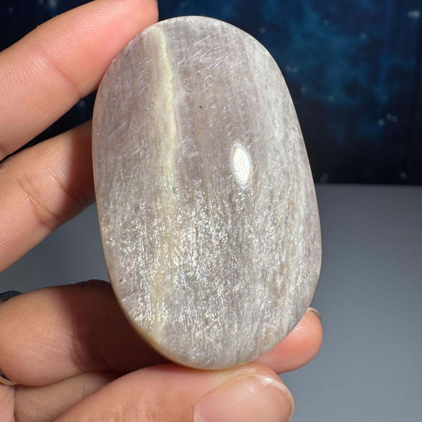Belomorite palm stone | Russian Moonstone
