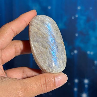 Russian Moonstone with Sunstone Palm Stone – Belomorite • 0.096 kg