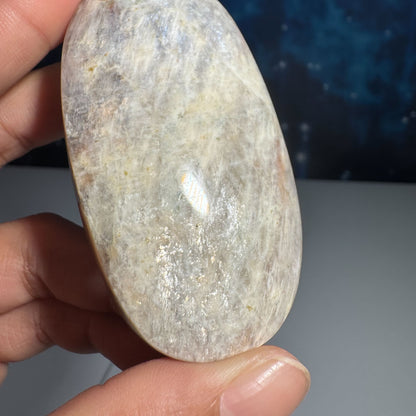Russian Moonstone with Sunstone Palm Stone – Belomorite • 0.096 kg