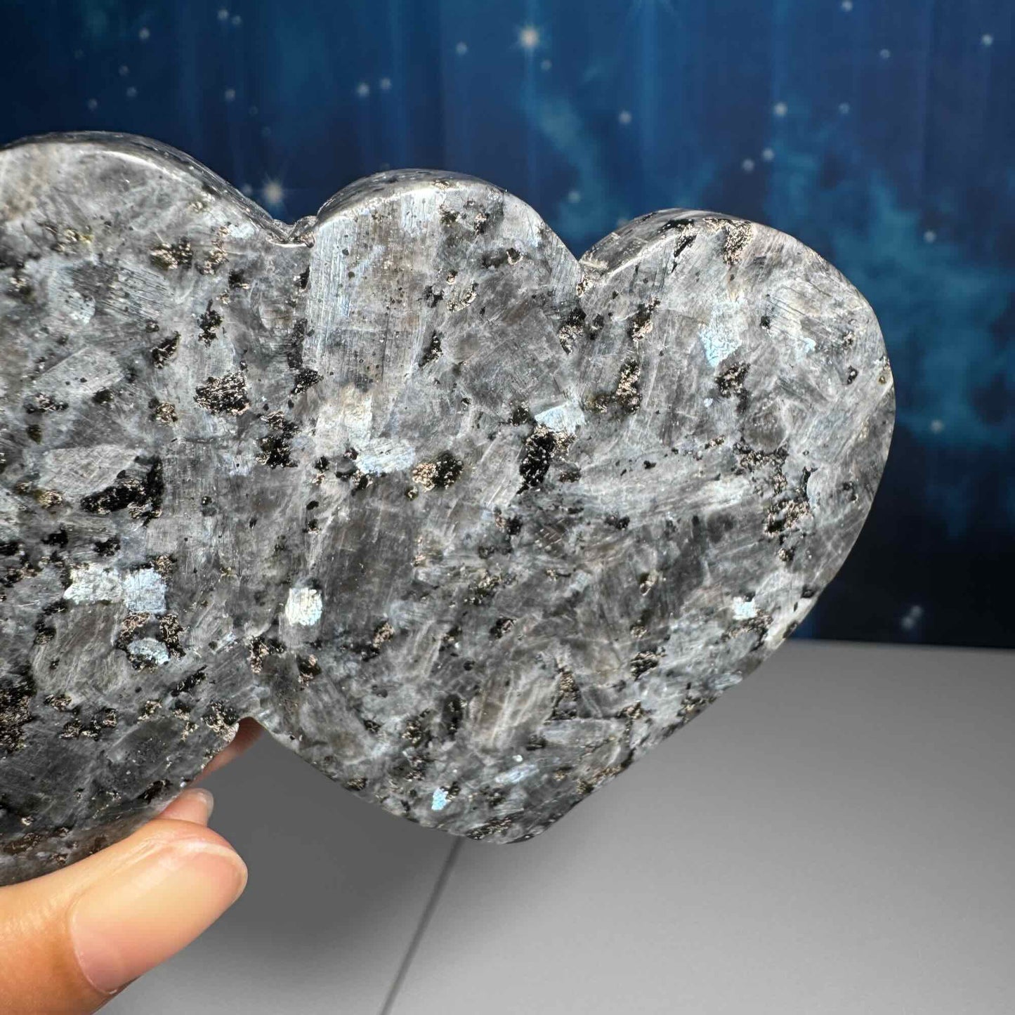 Larvikite double heart