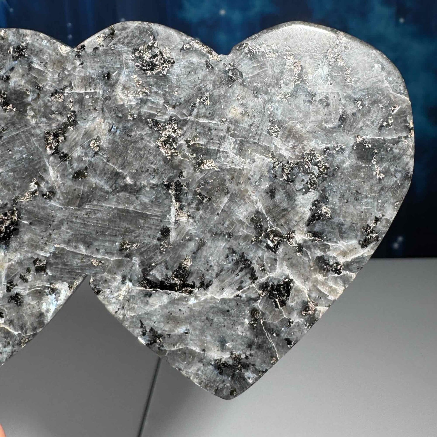 Larvikite double heart