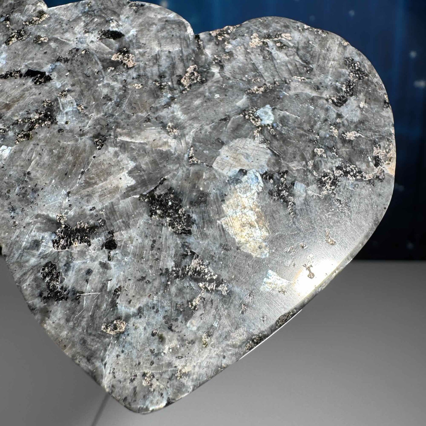 Larvikite double heart