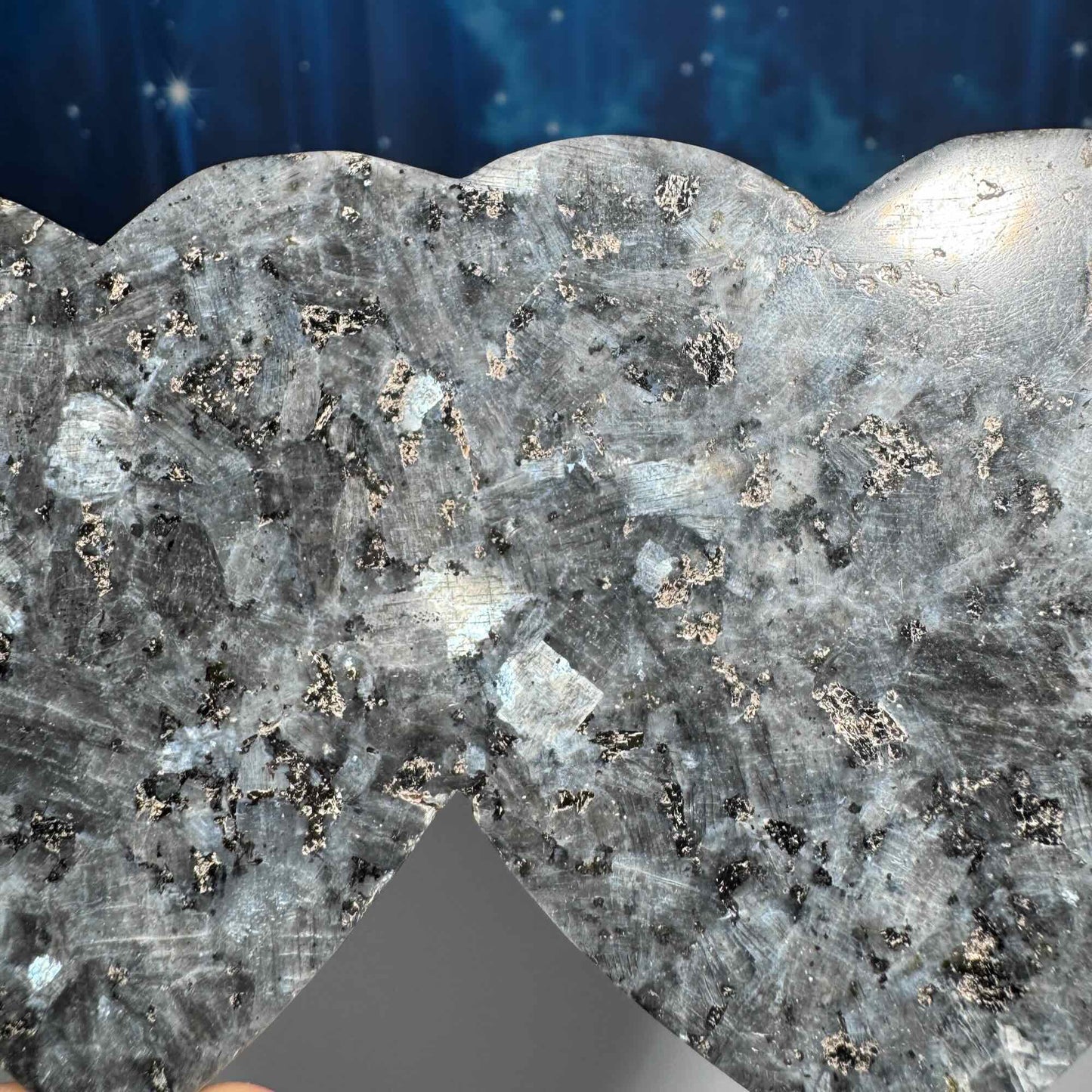 Larvikite double heart
