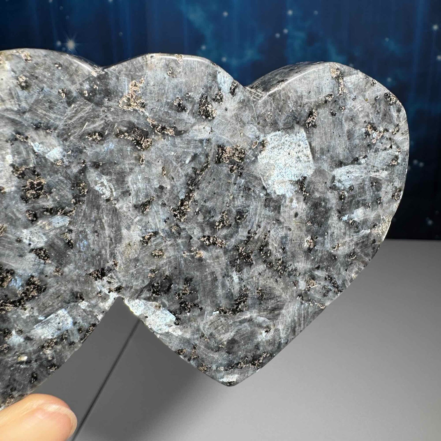 Larvikite double heart