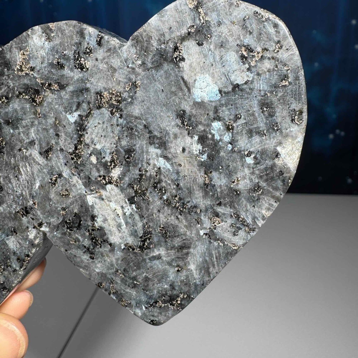Larvikite double heart