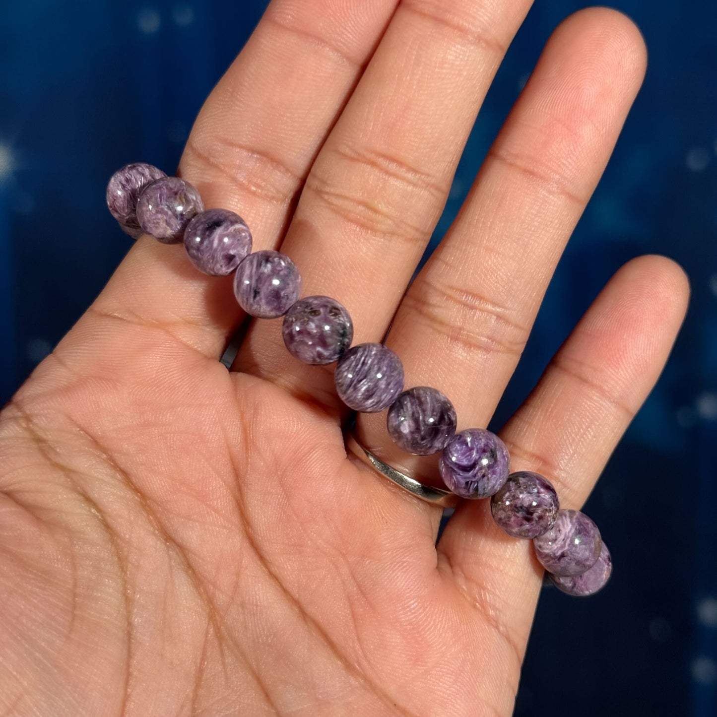 One (1) Charoite bracelet | stretchy | 9mm beads | Flashy
