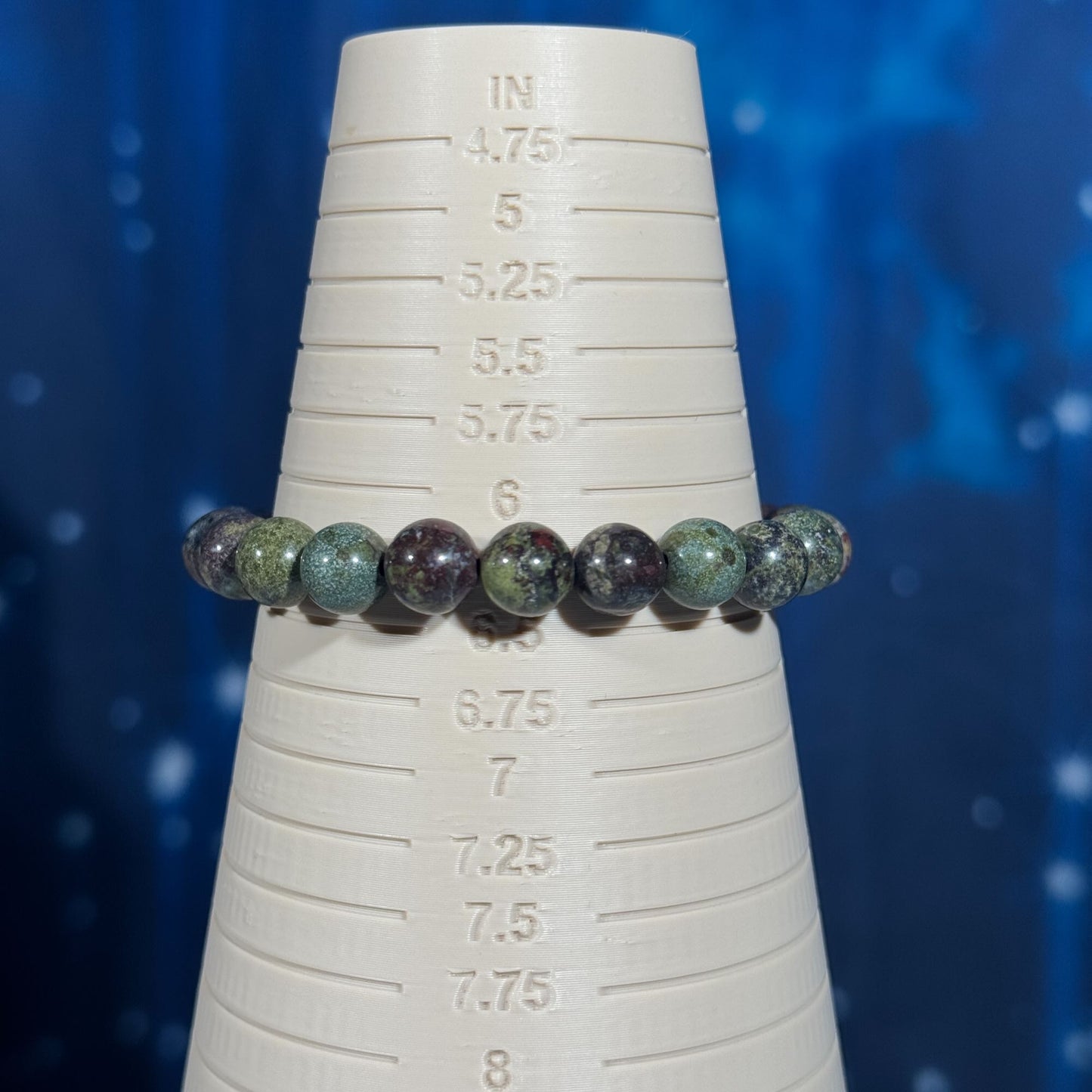 One (1) Dragonsblood bracelet | stretchy | 8mm beads