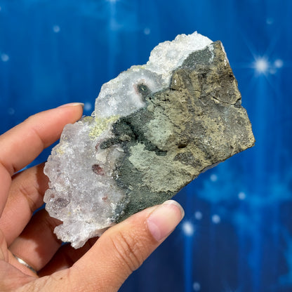 Apophyllite – 0.153 kg