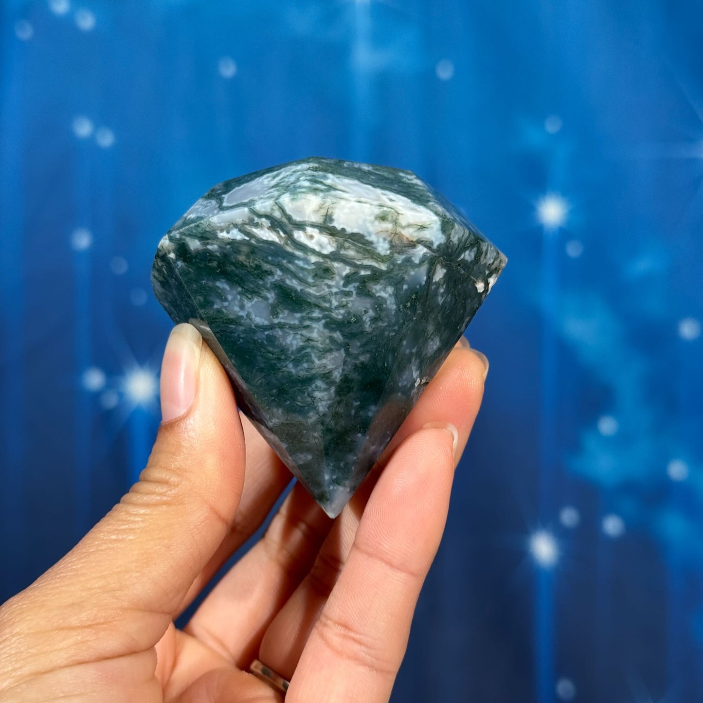 Moss Agate Diamond with Stand – 0.167 kg