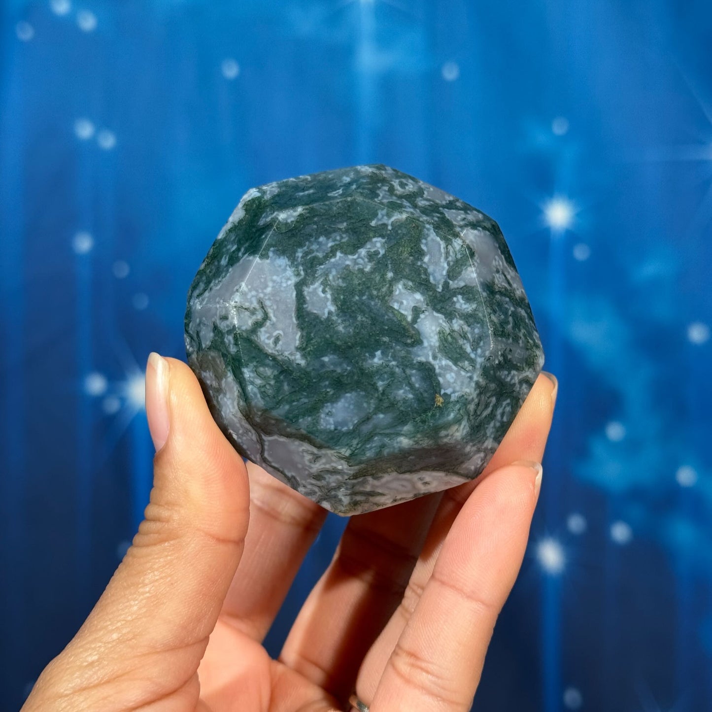 Moss Agate Diamond with Stand – 0.167 kg