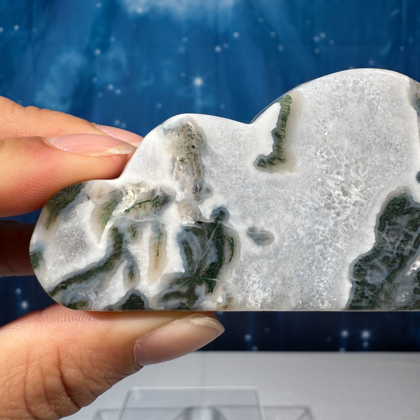 Moss Agate Cloud with Dendrites – 0.099 kg