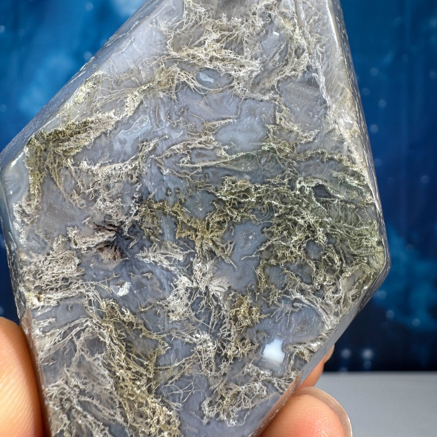Moss Agate Rhombus with Dendrite – 0.153 kg