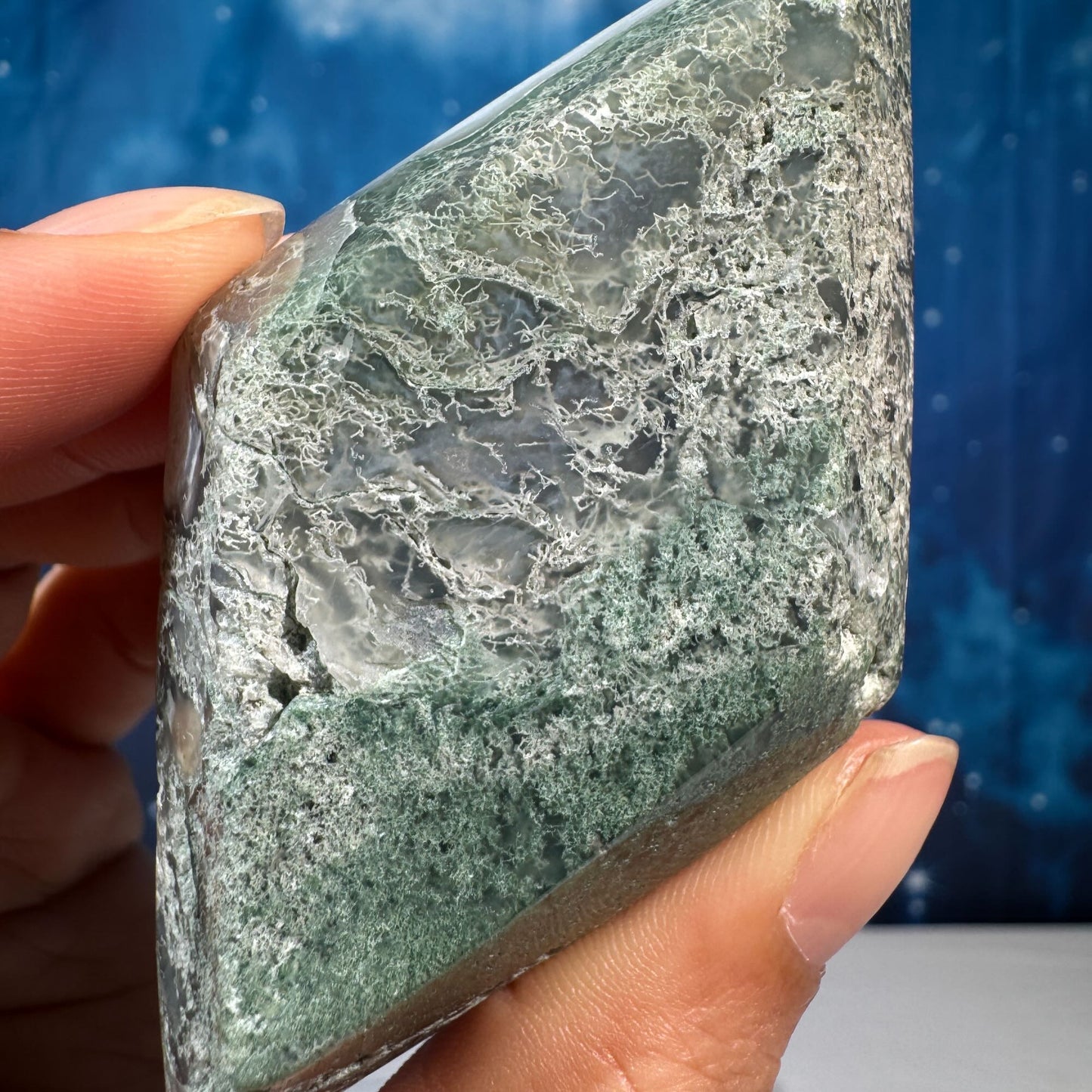 Moss Agate Rhombus – 0.119 kg
