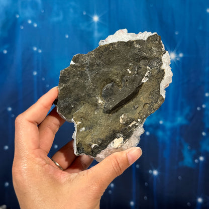 Apophyllite - 0.675 kg
