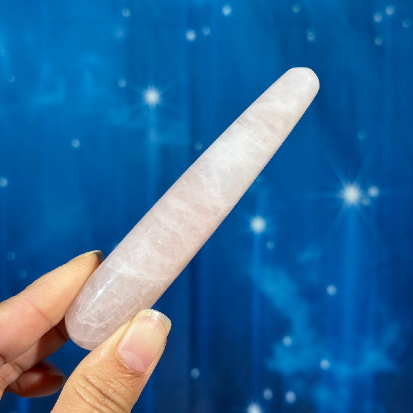 Rose Quartz Wand – 0.065 kg