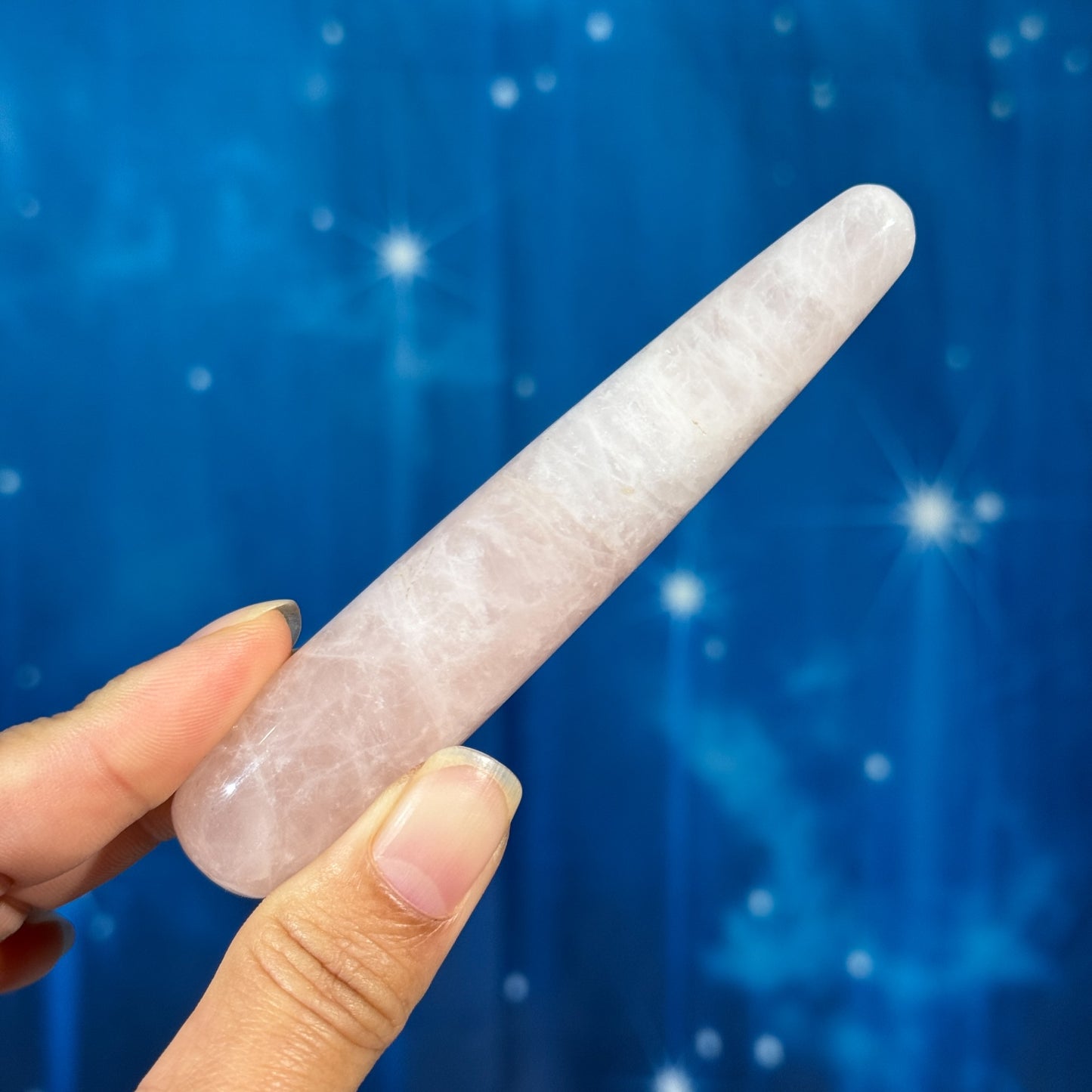 Rose Quartz Wand – 0.065 kg