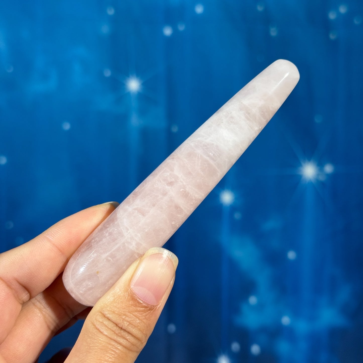 Rose Quartz Wand – 0.065 kg