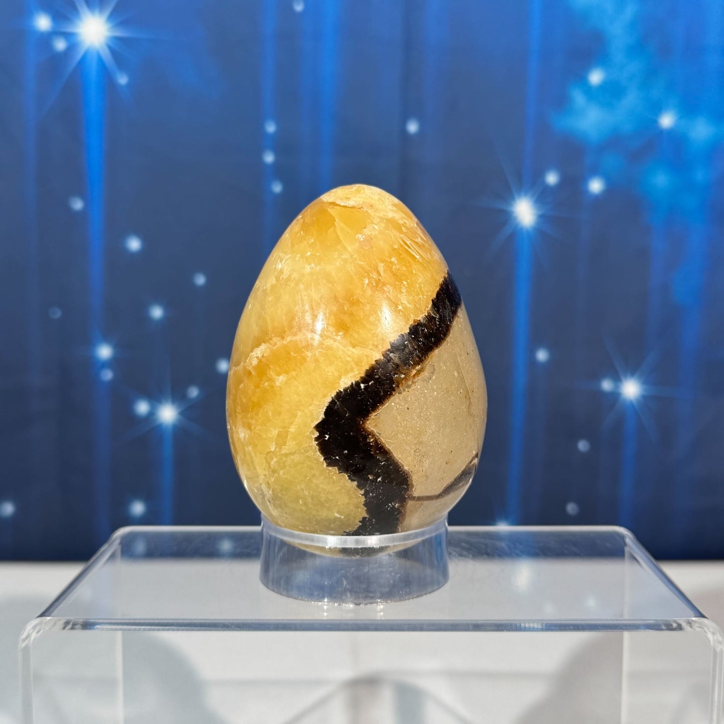 Septarian Egg – UV-Reactive • 0.459 kg
