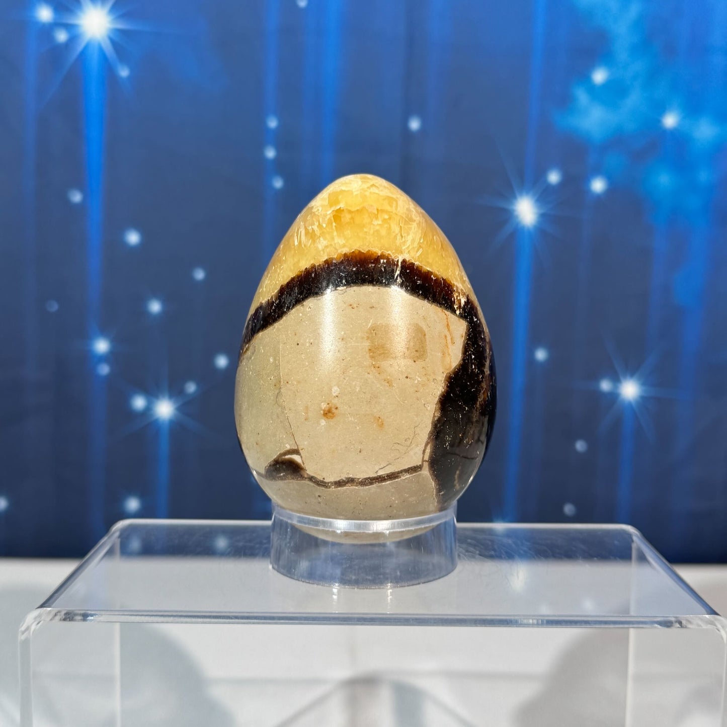 Septarian Egg – UV-Reactive • 0.459 kg