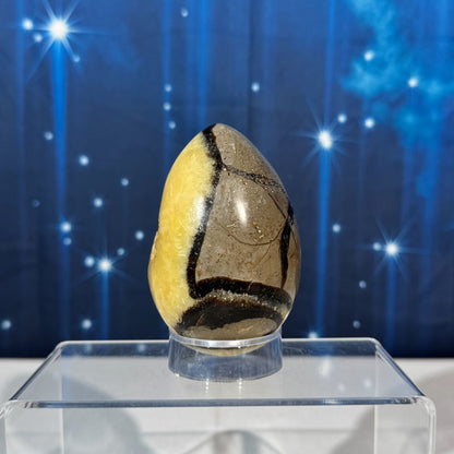 Septarian Geode Egg – UV-Reactive • 0.459 kg