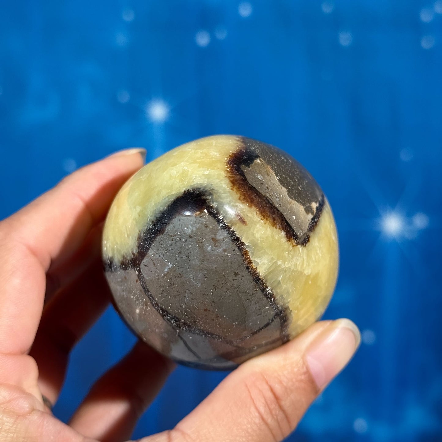 Septarian Geode Egg – UV-Reactive • 0.459 kg