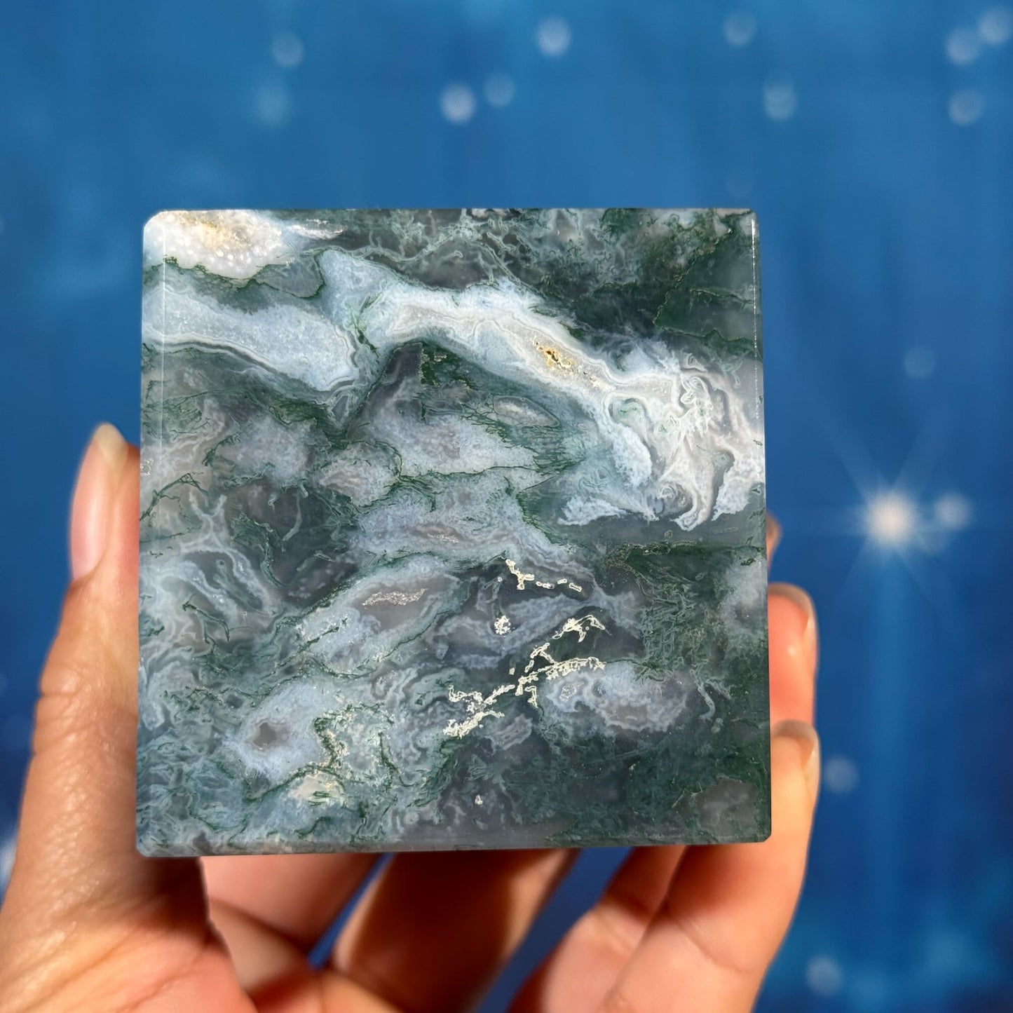 Moss Agate Cube – Corner-Standing • 0.544 kg