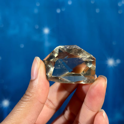 Citrine Free Form – 0.045 kg