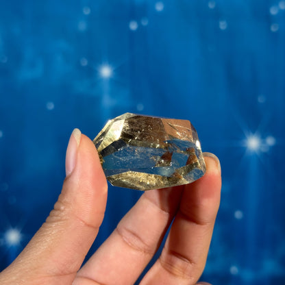 Citrine Free Form – 0.037 kg