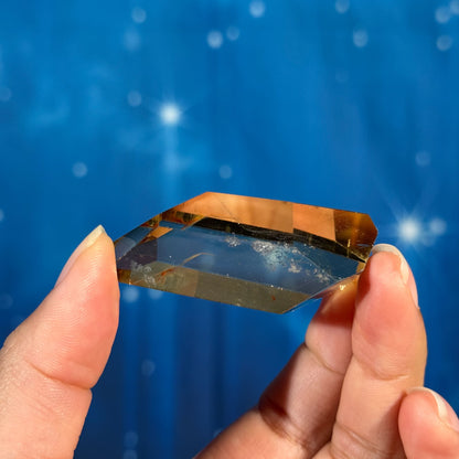 Citrine Free Form – 0.040 kg