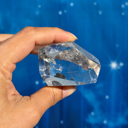 Clear Quartz Free Form – 0.173 kg