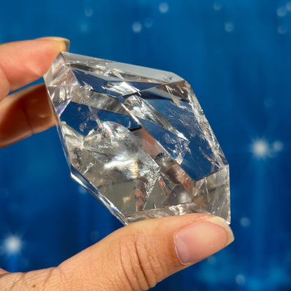 Clear Quartz Free Form – 0.173 kg