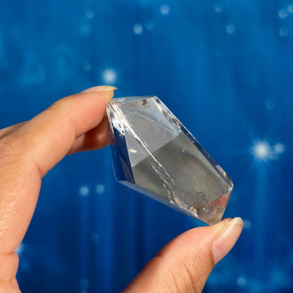 Clear Quartz Free Form – 0.037 kg