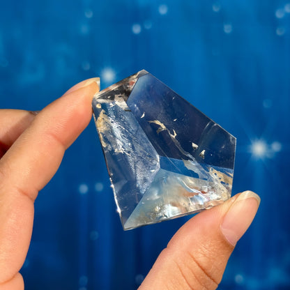 Clear Quartz Free Form – 0.037 kg