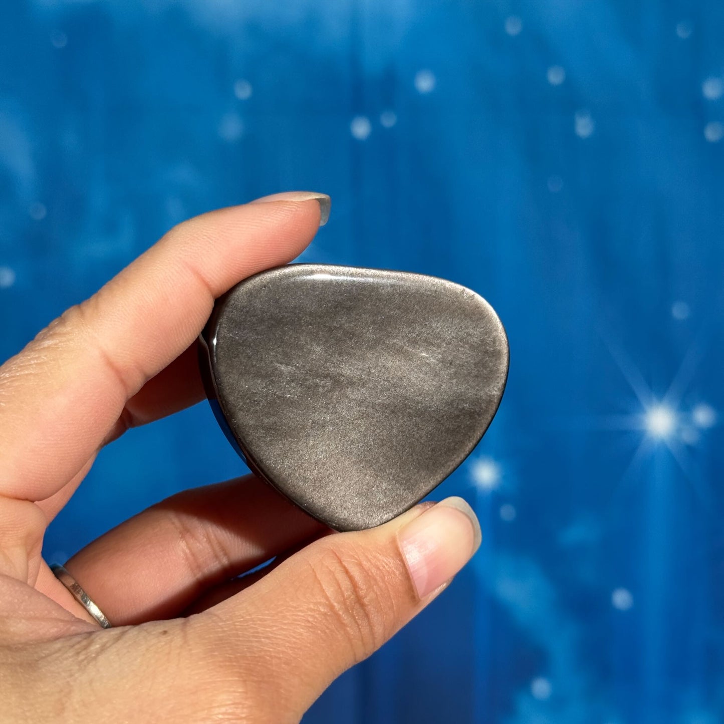 Silver Sheen Obsidian Heart – Flat-Backed • 0.054 kg